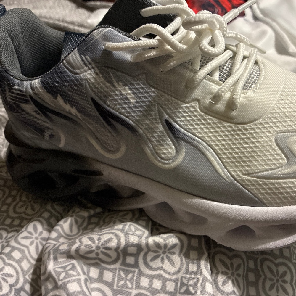 Men's Casual Sneakers